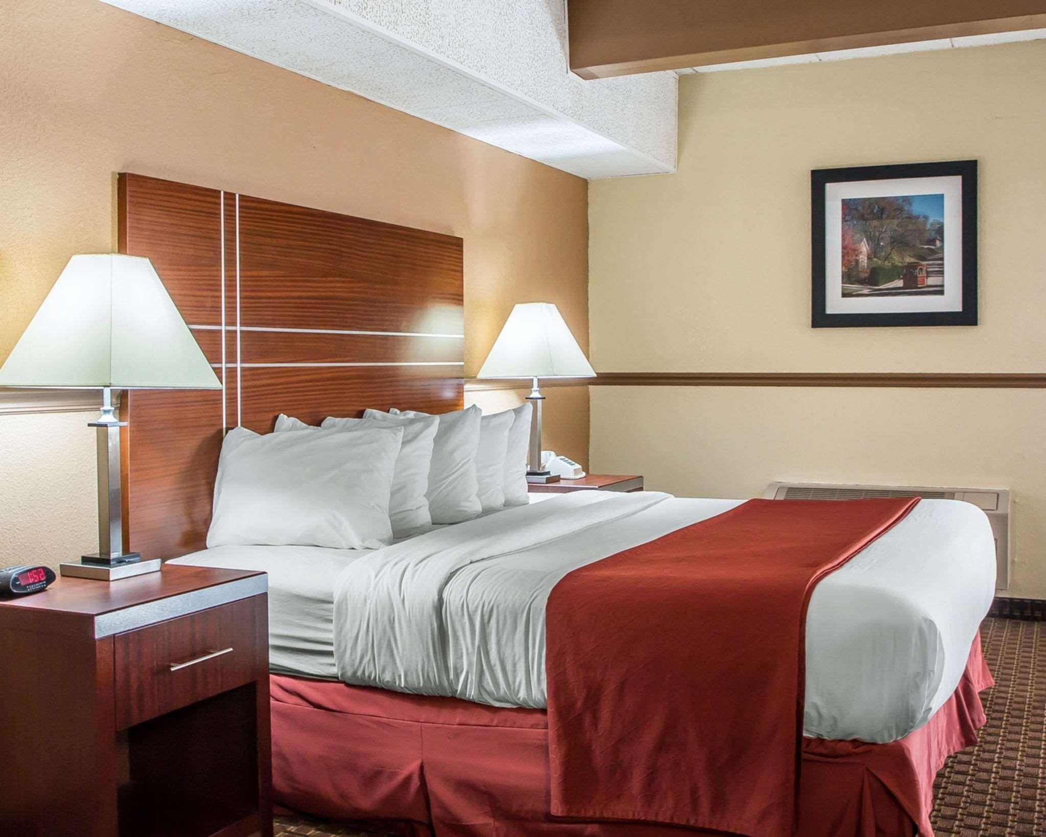 Quality Inn East Dubuque Zewnętrze zdjęcie