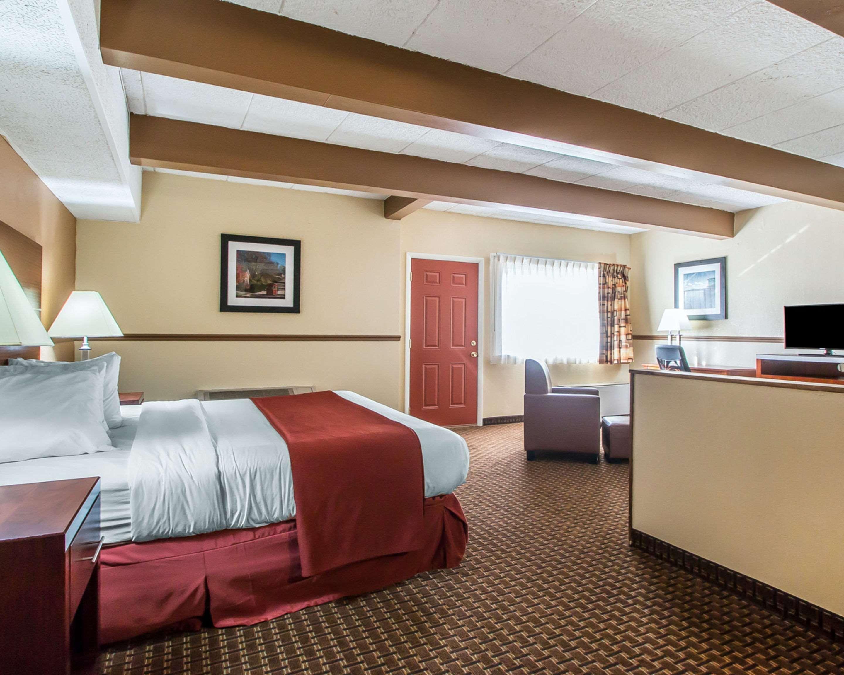Quality Inn East Dubuque Zewnętrze zdjęcie