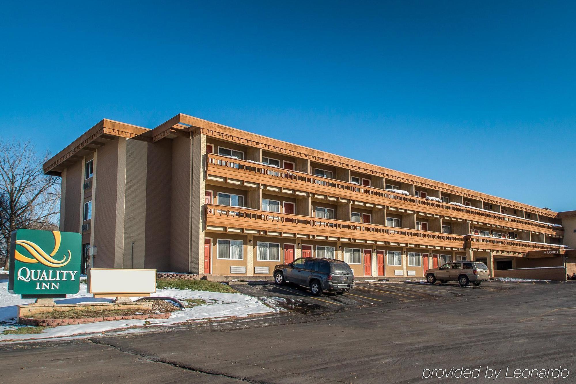 Quality Inn East Dubuque Zewnętrze zdjęcie