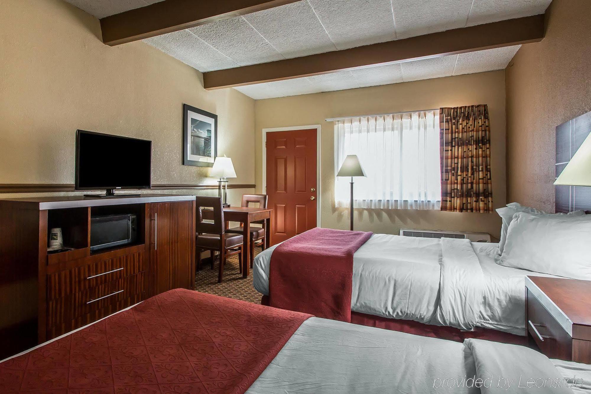 Quality Inn East Dubuque Zewnętrze zdjęcie