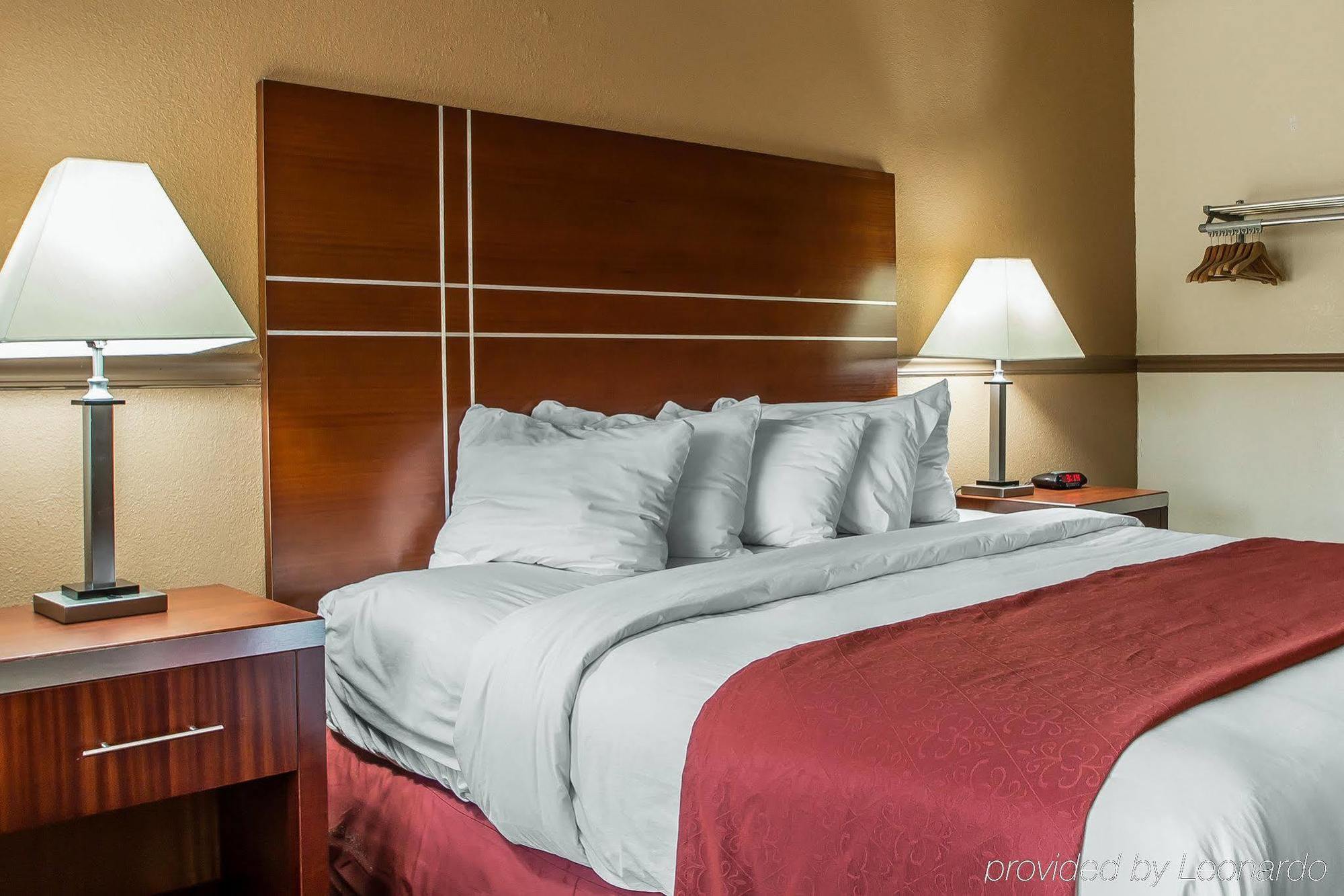 Quality Inn East Dubuque Zewnętrze zdjęcie